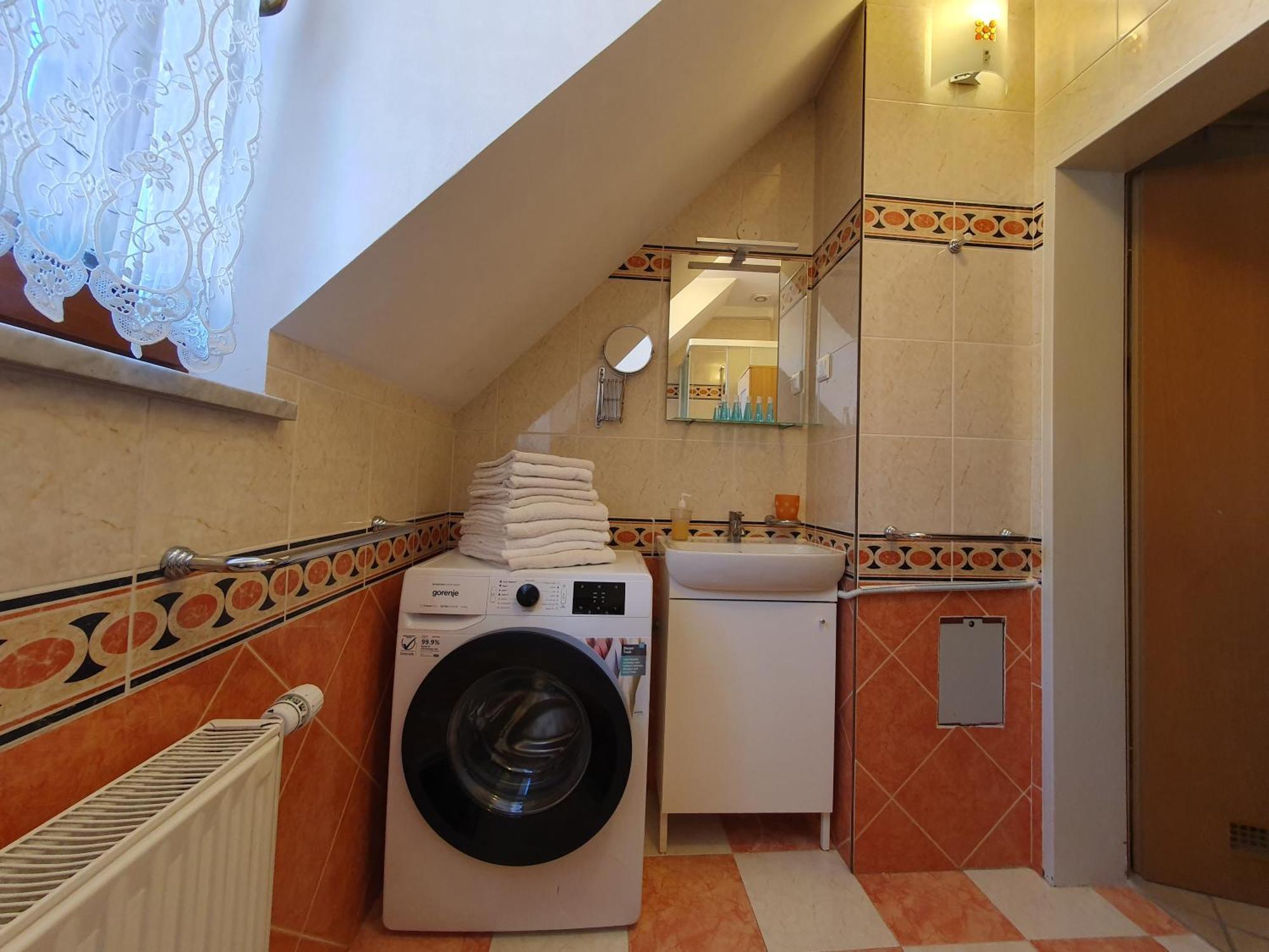 Spacious 2-Bedroom Apartment Zabjak With Ac Tour As Λιουμπλιάνα Εξωτερικό φωτογραφία