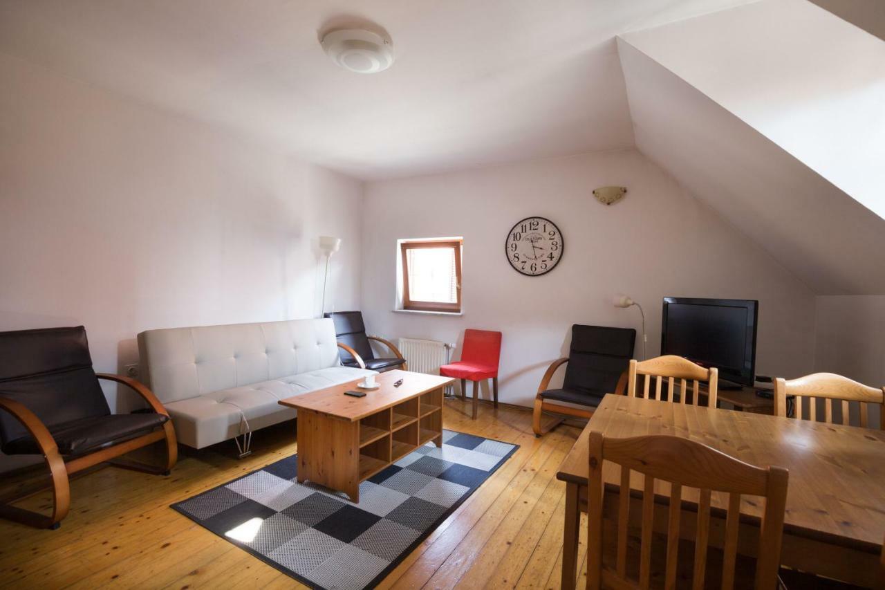Spacious 2-Bedroom Apartment Zabjak With Ac Tour As Λιουμπλιάνα Εξωτερικό φωτογραφία